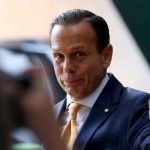 João Doria xinga os bolsonaristas e todos os apoiadores do Bolsonaro, a quem chamou de “milicianos ideológicos fantasiados de patriotas”.